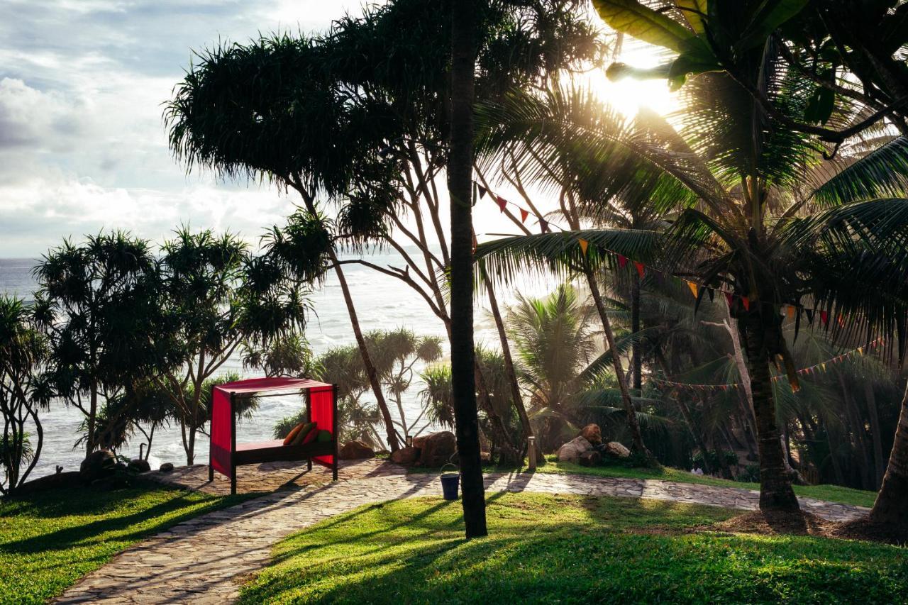 Utmt - Underneath The Mango Tree Spa & Beach Resort Dikwella Exteriör bild