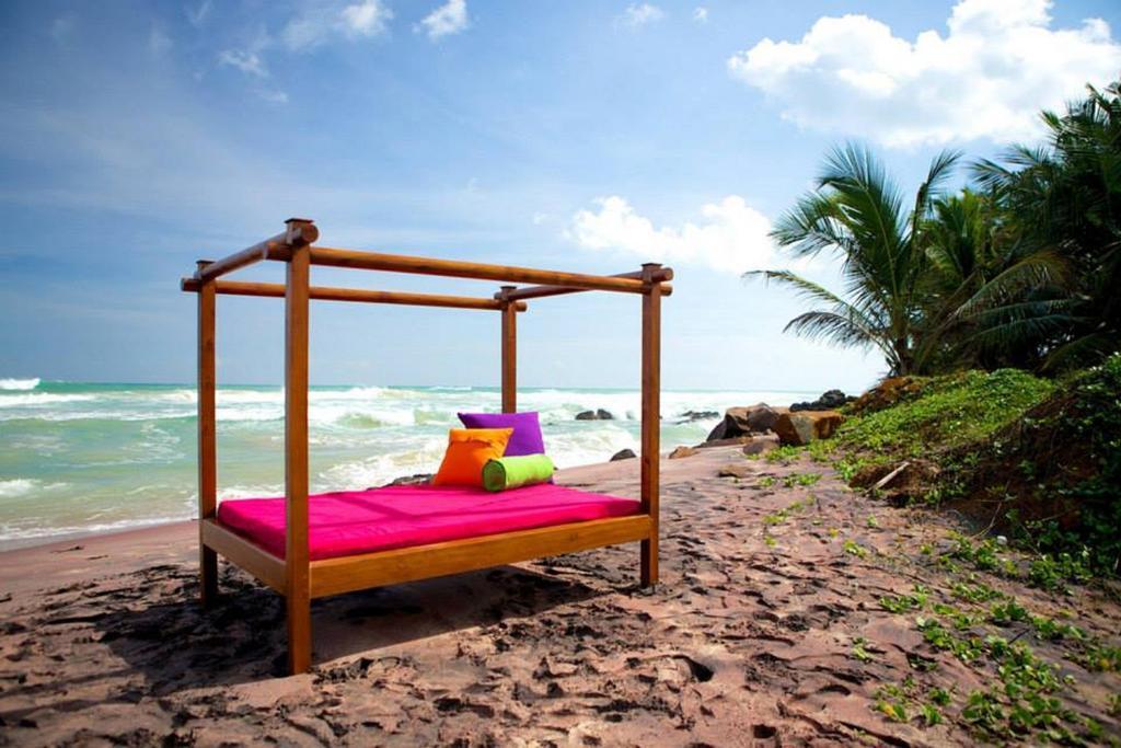 Utmt - Underneath The Mango Tree Spa & Beach Resort Dikwella Exteriör bild